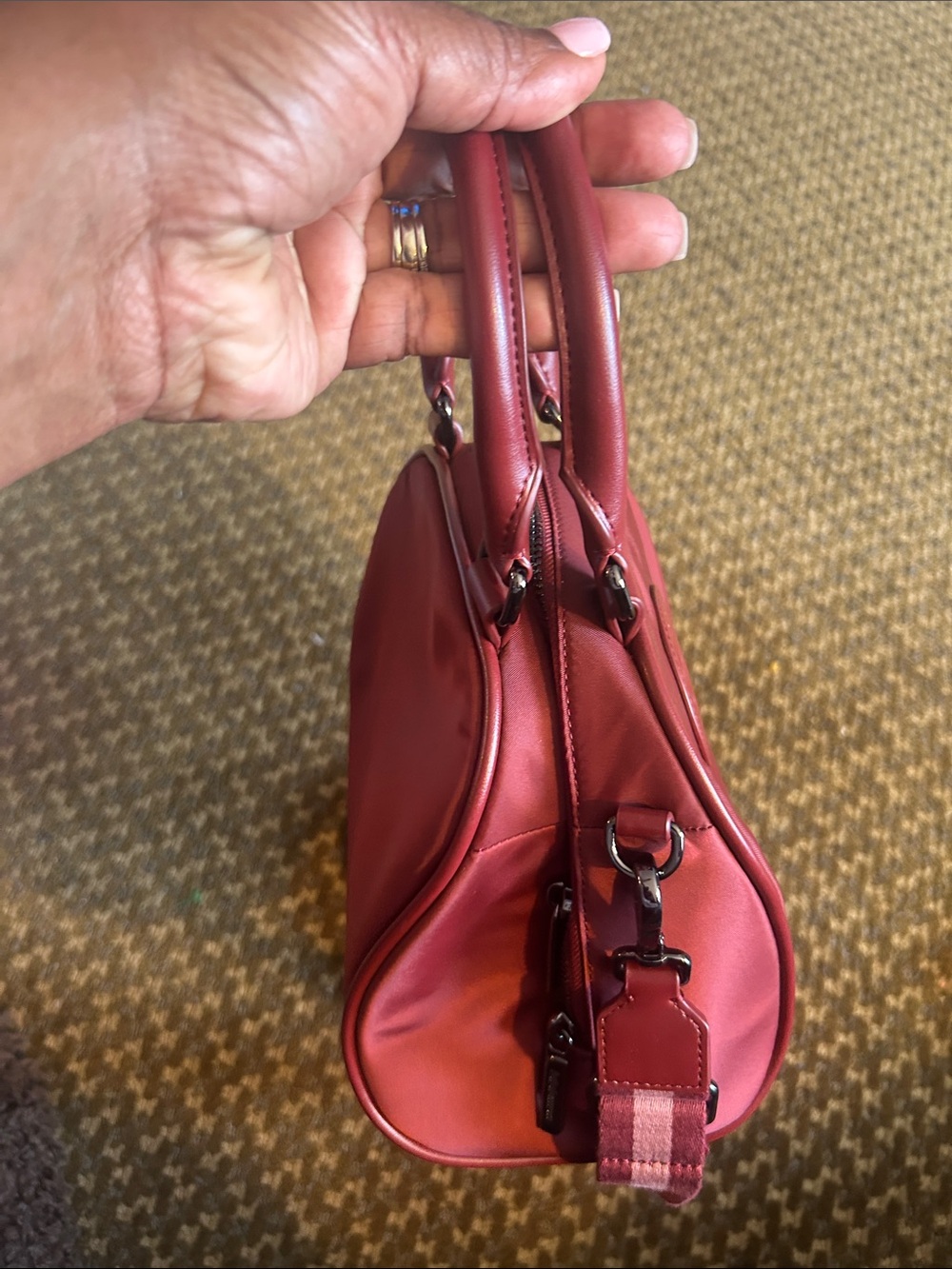 Lululemon Wine Burgundy Structured Bowler Crossbody Tote Bag - Picture 5 of 10